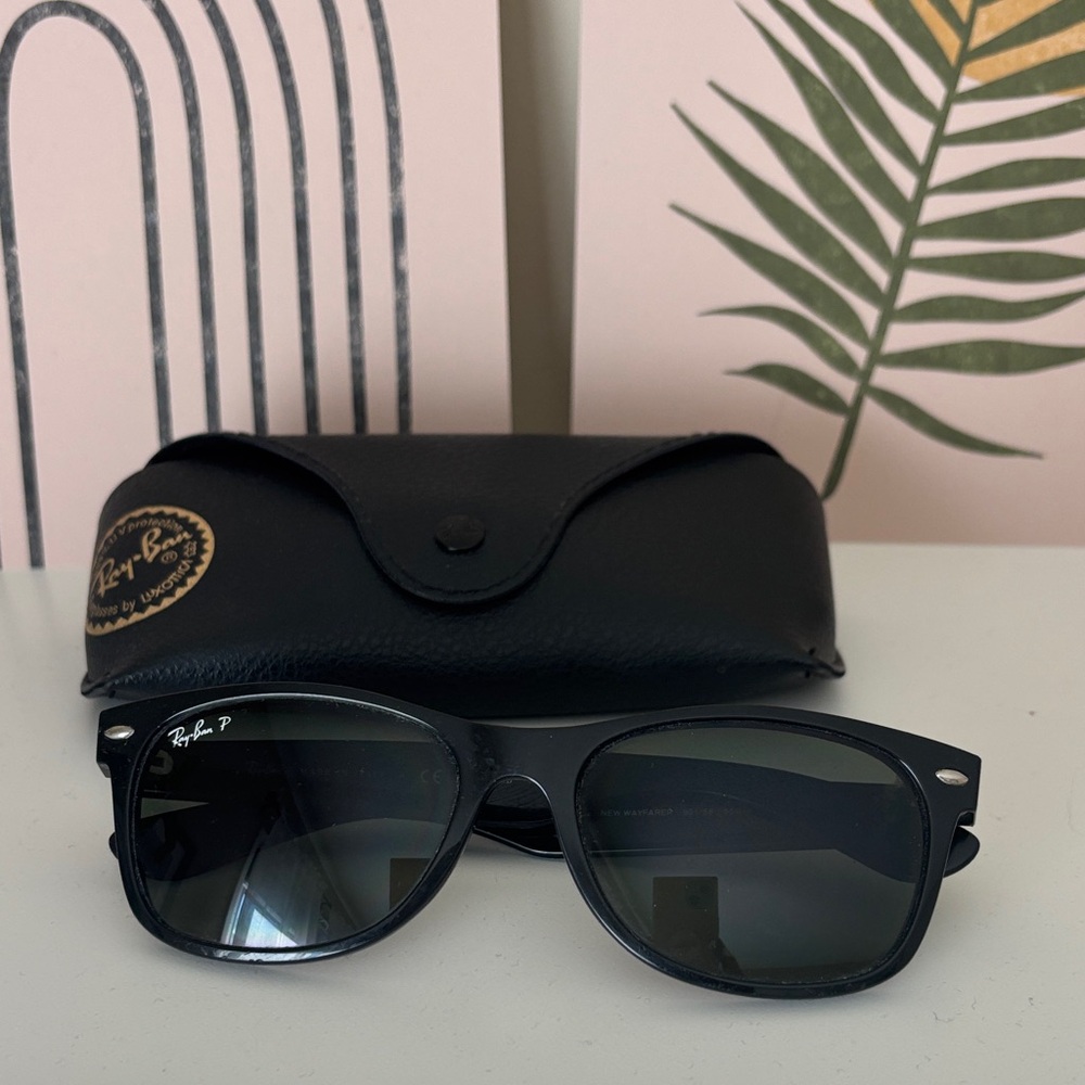Ray-Ban New Wayfarer Sunglasses with Case